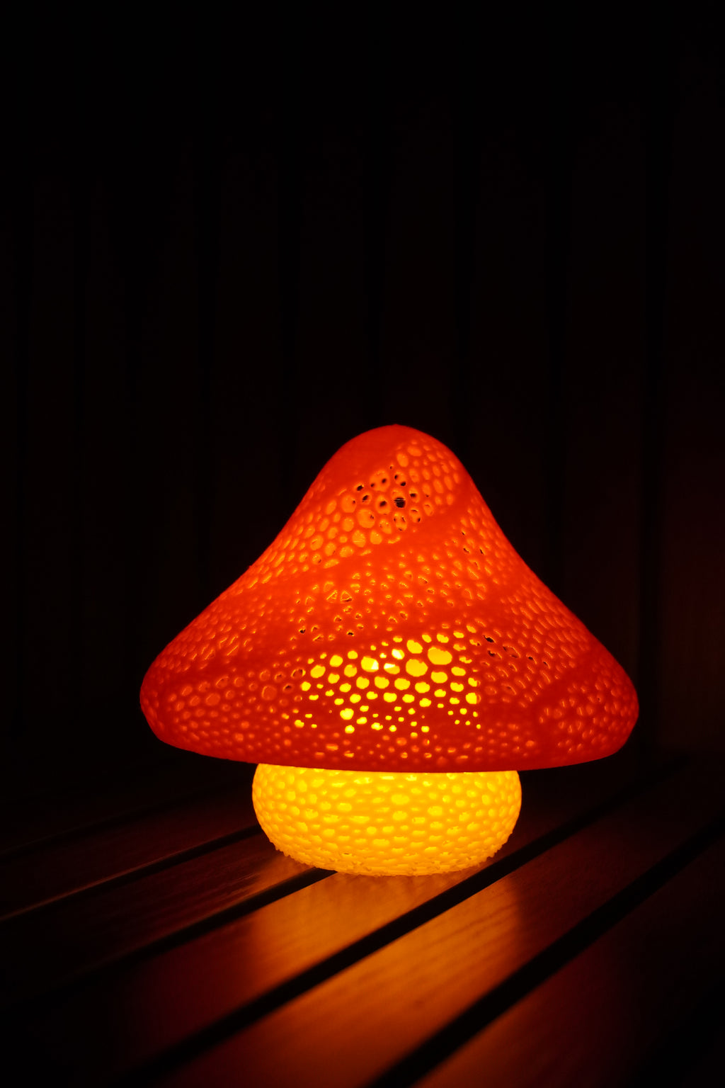 Mushroom lamp
